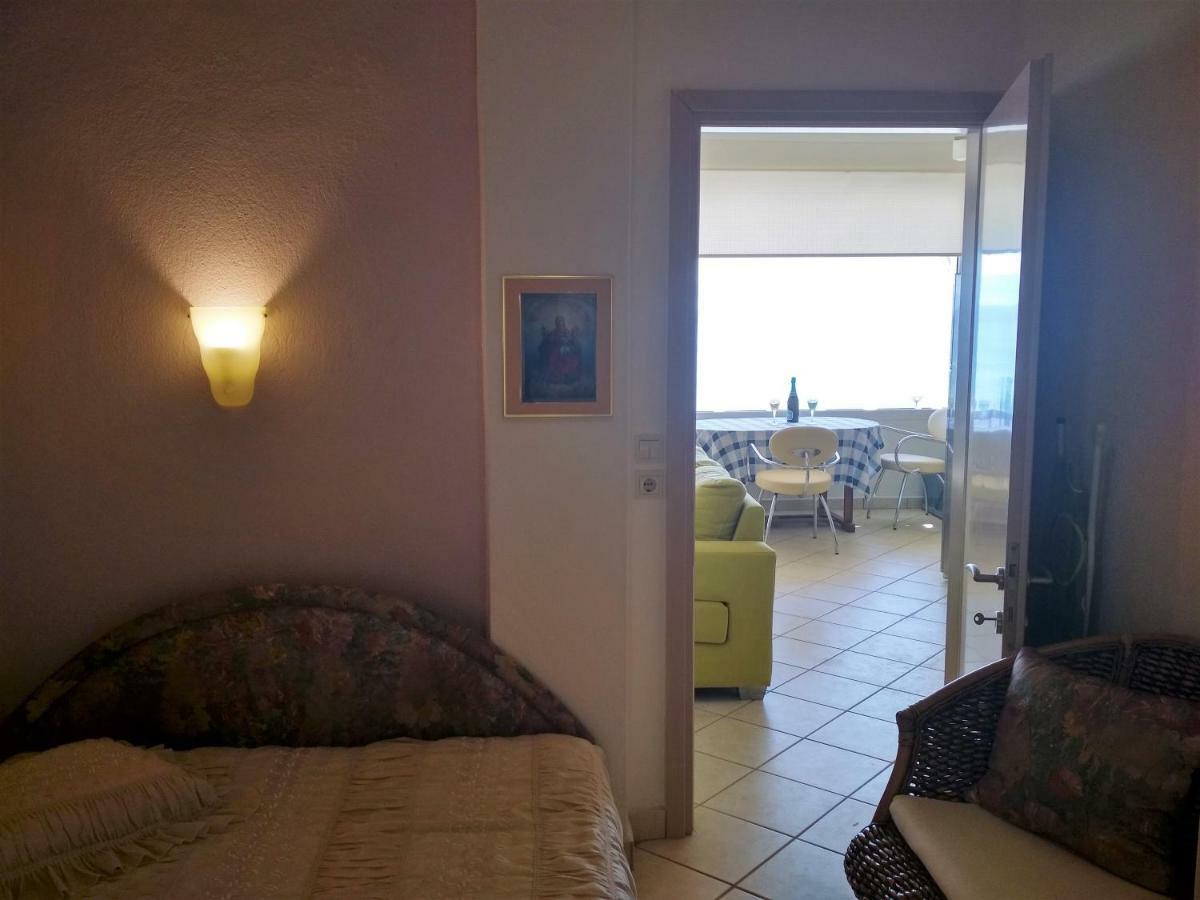 Apartamento Luxury Sea View Ofrínion Exterior foto